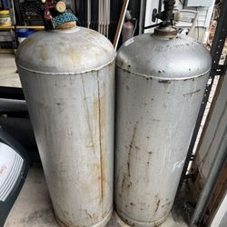 Propane Tanks 100 Gal Each 
