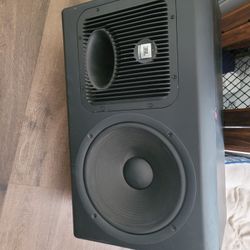 Jbl LSR6312SP Studio Professional Subwoofer .