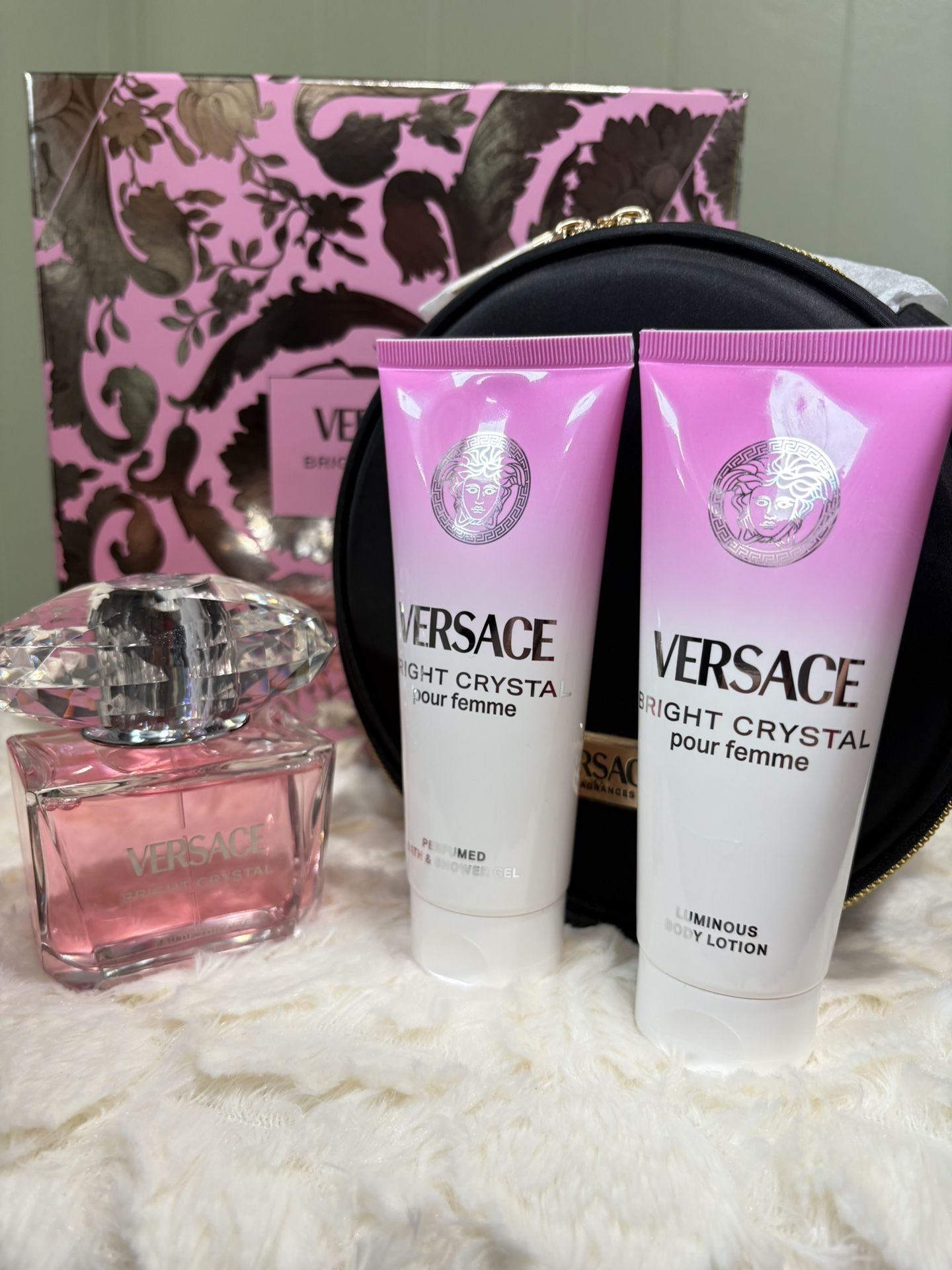 Versace Bright Crystal Perfume Gift Set