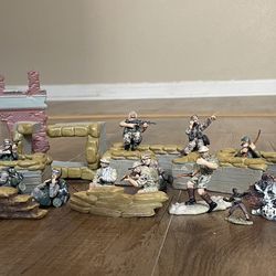 21st Century Toys WWII - 1/32 Scale Sandbag Concrete Bunkers, Figures