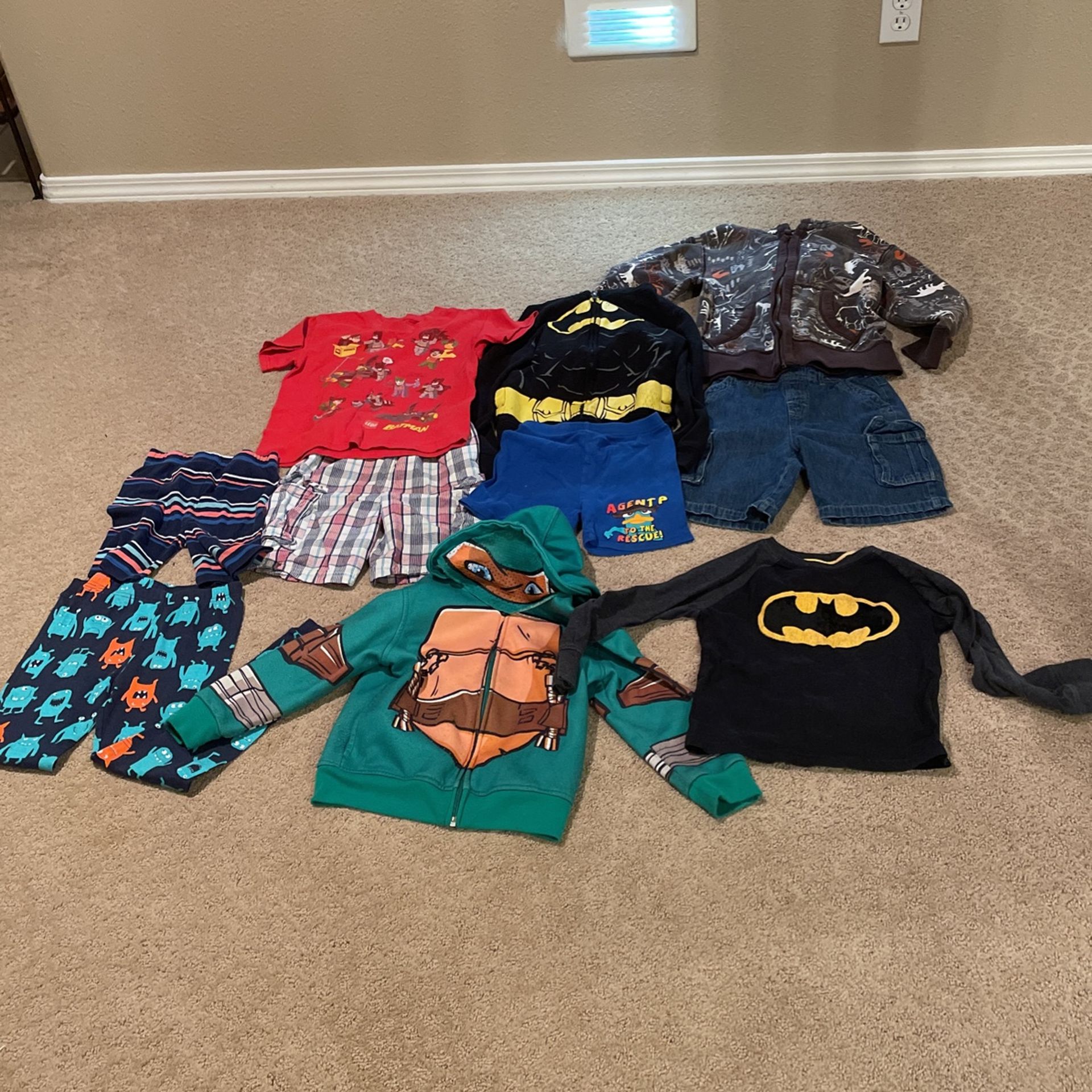 boys size 5/6 clothes