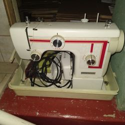 Sewing Machine And Case 