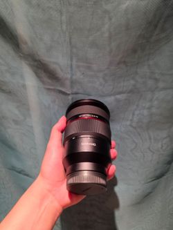 Rokinon AF 24-70mm F2.8 lens for sony e full frame