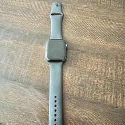Apple Watch SE