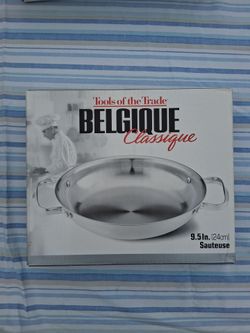 Macy's tools of the trade belgique classique 9.5 inch sautese