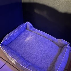 Medium / Large Pet Bed 34x24x9