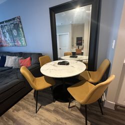 Dining Table 4 Chairs 