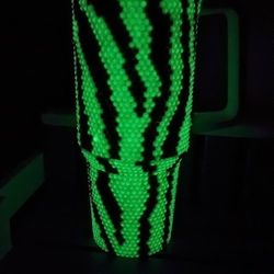 Rhinestone Glow In The Dark 40oz.