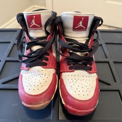Nike Air Jordan 1 Retro Cleats ( 3.5y ) 