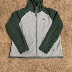 Men Nike Hoodie  NWT - Sz XL