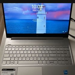 HP Laptop Touchscreen 16-18”