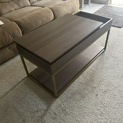 Coffee Table - Lifting