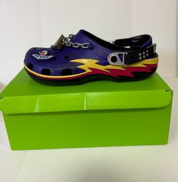 Crocs x yugi collab size 11 men