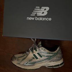 New Balance 1906r 