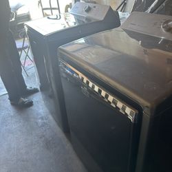 Washer And Dryer Set 