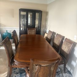 Dinning Room Table 