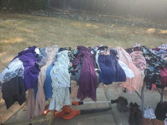 Womens Clothes