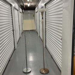 2 Floor Lights