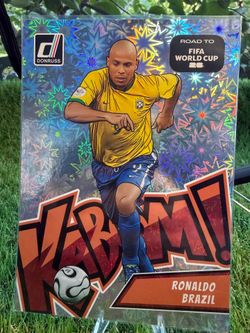 Panini Donruss Road to FIFA World Cup 2025-26 JUMBO OVERSIZED Kaboom Ronaldo R9