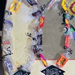 Candy Leis For Graduation 🎓🍬🍫‼️ Collares De Dulce Para Las Graduaciones 🎓🍬🍫‼️