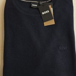 Brand New Navy Hugo Boss Knit Crew Neck Long Sleeves Men's Sweater. Size Medium