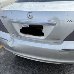 2005 Acura RL