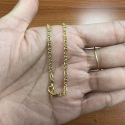 18K Solid Gold Bracelet – 19 cm – 1.81 grams – Luxury Presentation Box