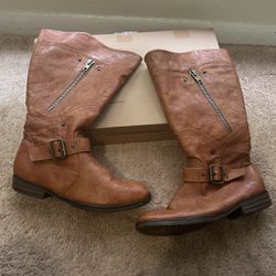 Size 11 Tan Man Made Leather Boots
