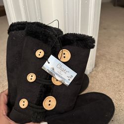 Brand New Black Winter Boots - CASH Only