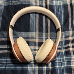 Beats Pro Rose Gold Wireless Headphones 