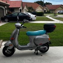 Vespa ET4