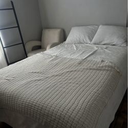 Tempur-Pedic Mattress and Base Set 