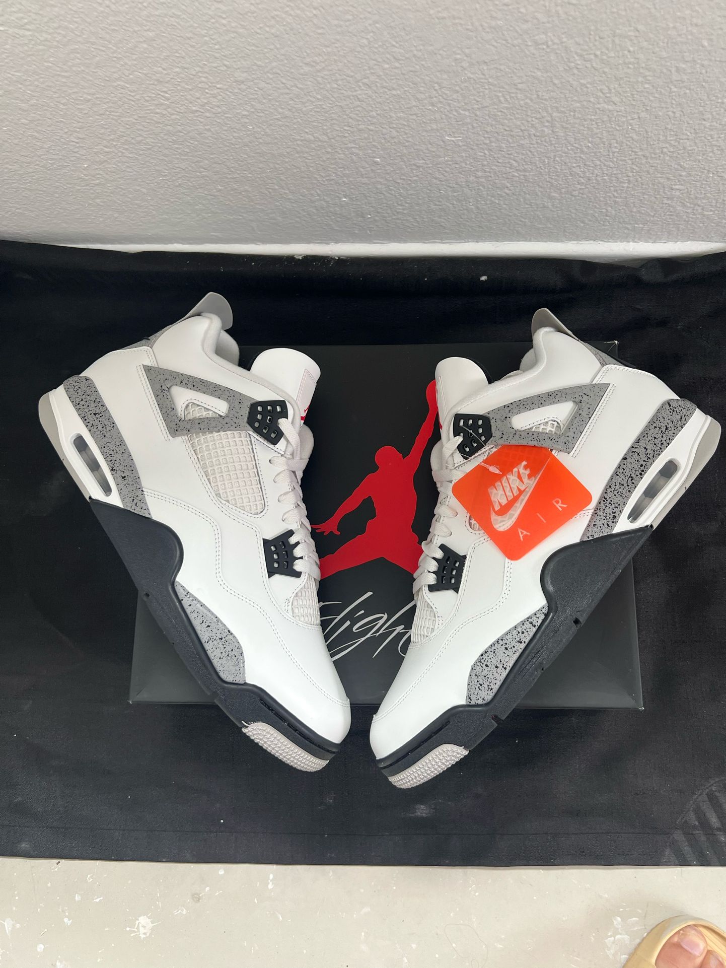 Jordan 4 Retro White Cement