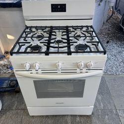 Frigidaire Gas Stove Brand New Never Used One Receipt For 90 Days Warranty 