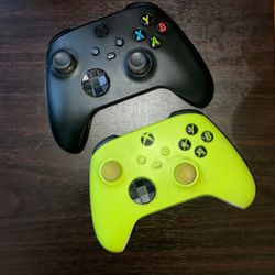 X Box Series X Wireless Controllers