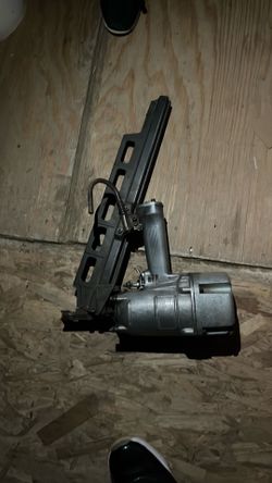 Hitachi nail gun air powered