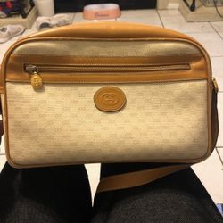 Gucci Beige Vintage Shoulder Satchel