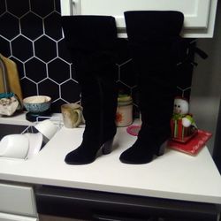 Size 7 Sway Leather Boots 