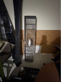 1(contact info removed) Chevrolet truck grille
