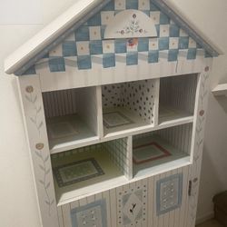 Bookshelf_playhouse_shelf