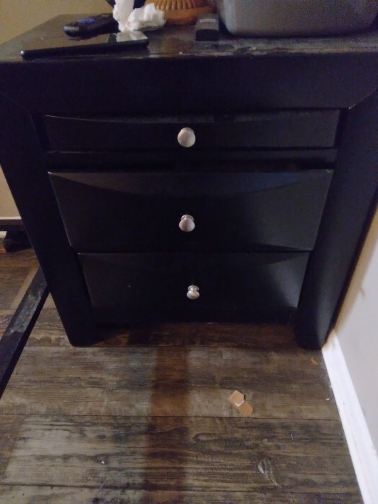 NIGHTSTAND DARK ESPRESSO COLOR