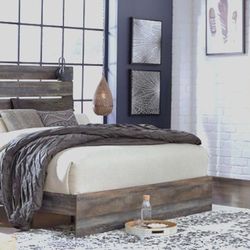 Queen Bed Set from Ashley