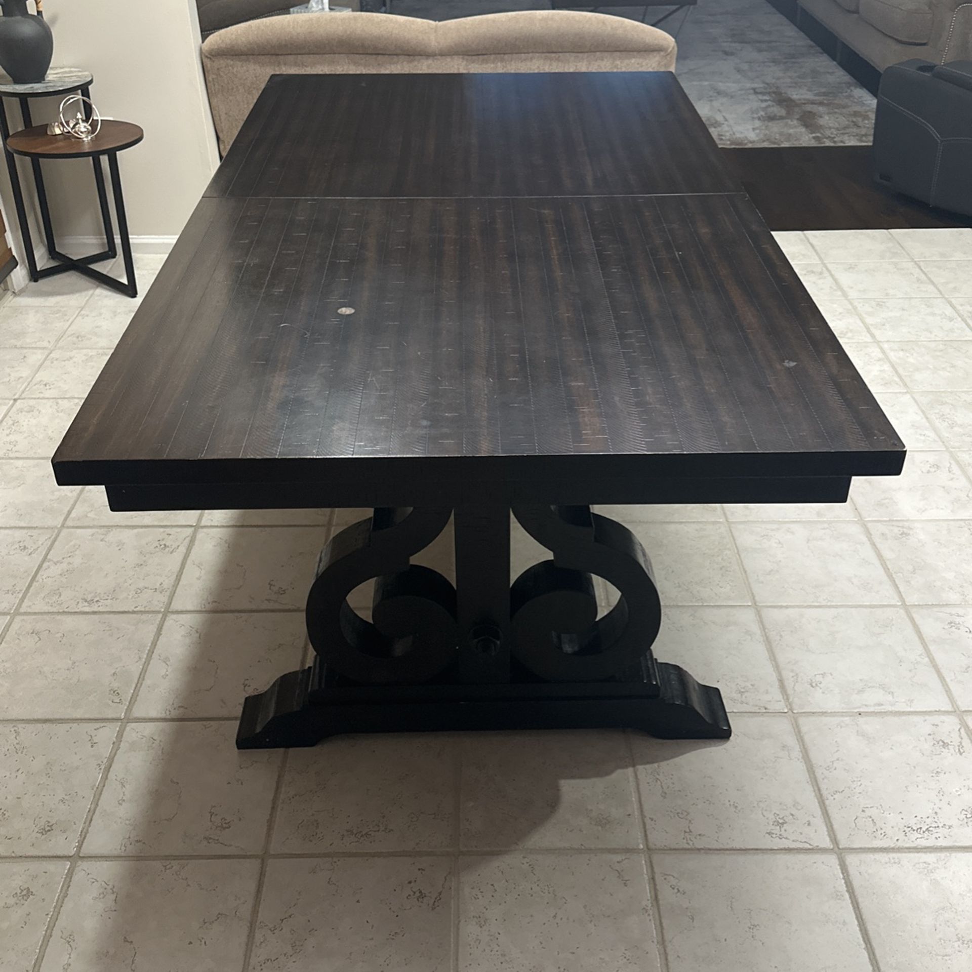 Kitchen Table 