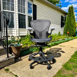Herman Miller Aeron Remastered Stool