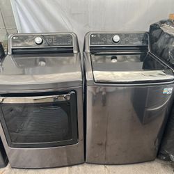 Washer And Dryer LG Matching Set Like New