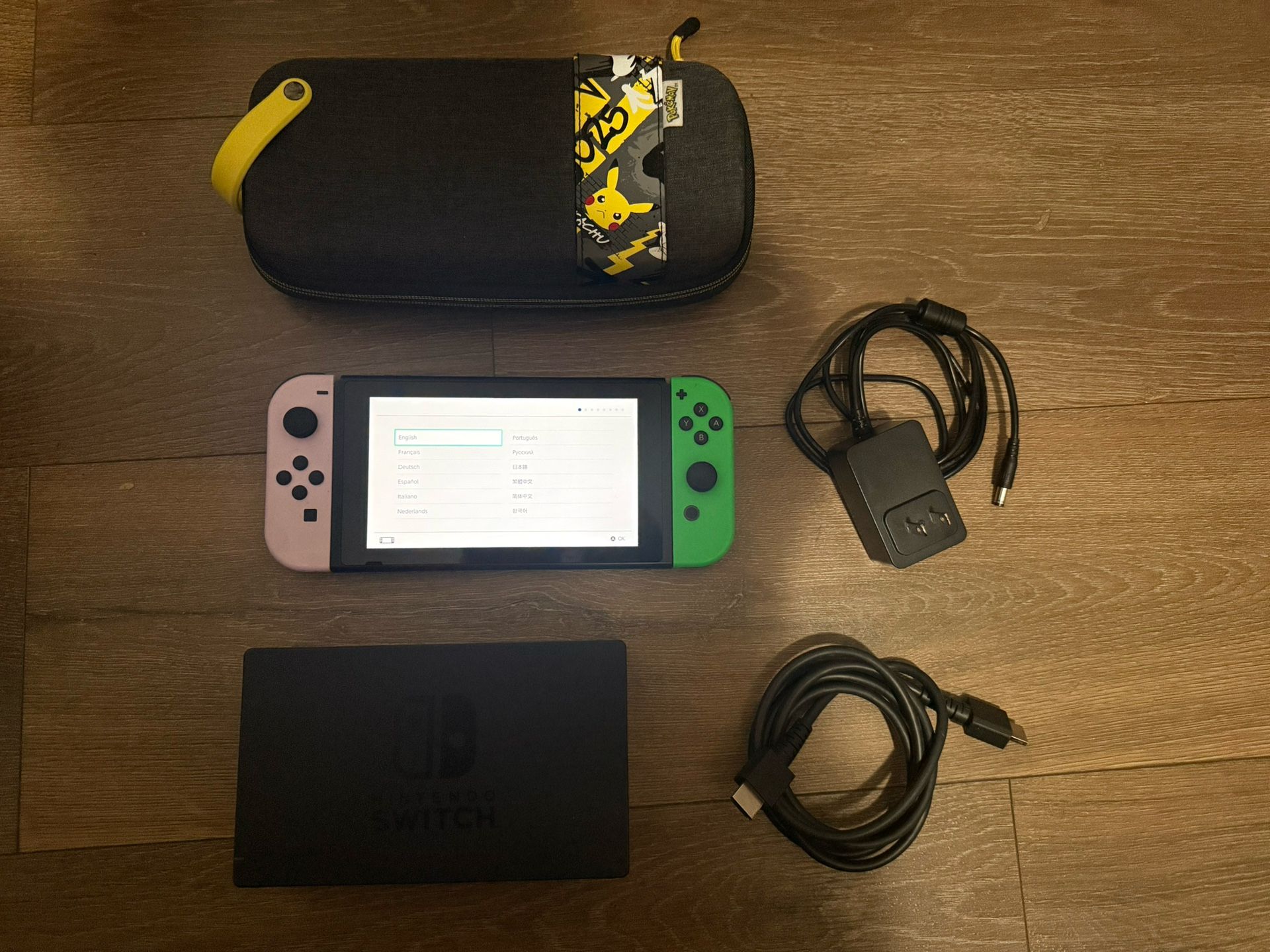 Nintendo Switch + Casebag + Dock