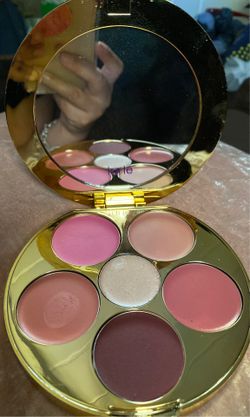 Tarte kiss & blush pallet