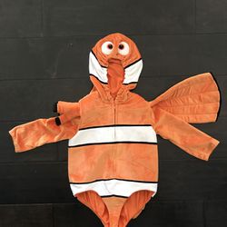 Finding Nemo costume - Disney store - Size Xxs - Fits 2T-4T