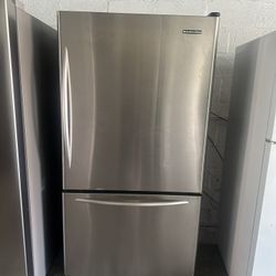 Bottom Freezer Refrigerator 