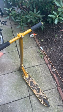 Trick scooter